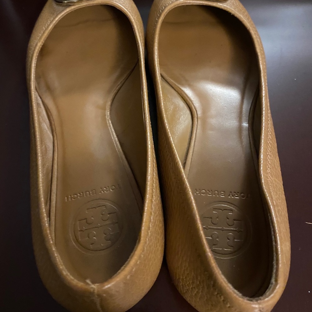 ⭐️SOLD⭐️ Tory Burch Chestnut Flats Size 7 - Picture 3 of 6